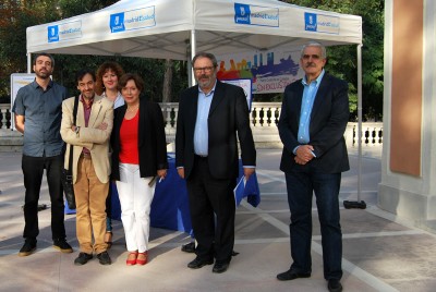 El delegado de Salud, Javier Barbero, y el gerente de Madrid Salud, Antonio Prieto, con participantes en las jornadas