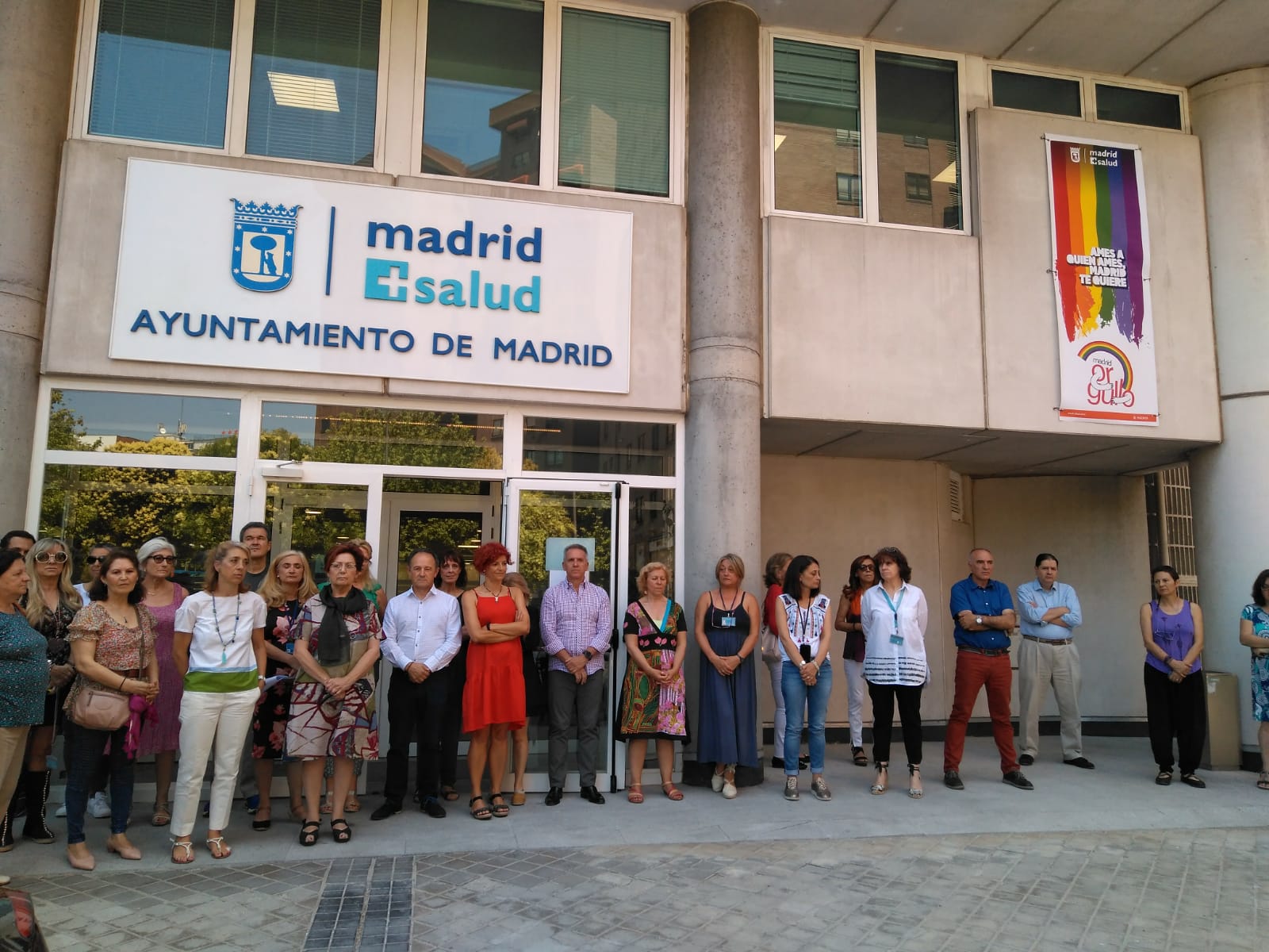 Minuto de silencio en Madrid Salud