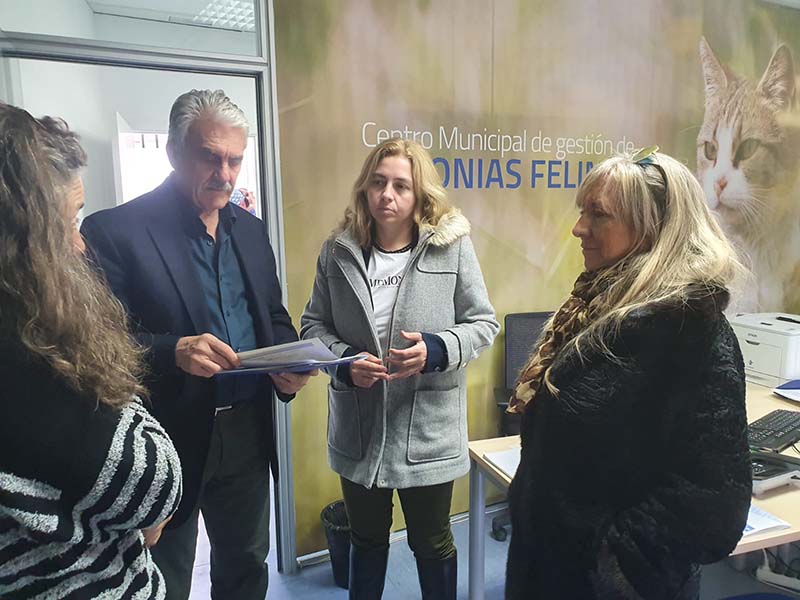 Inmaculada Sanz visita el Centro Municipal de Gestión de Colonias Felinas de Madrid Salud