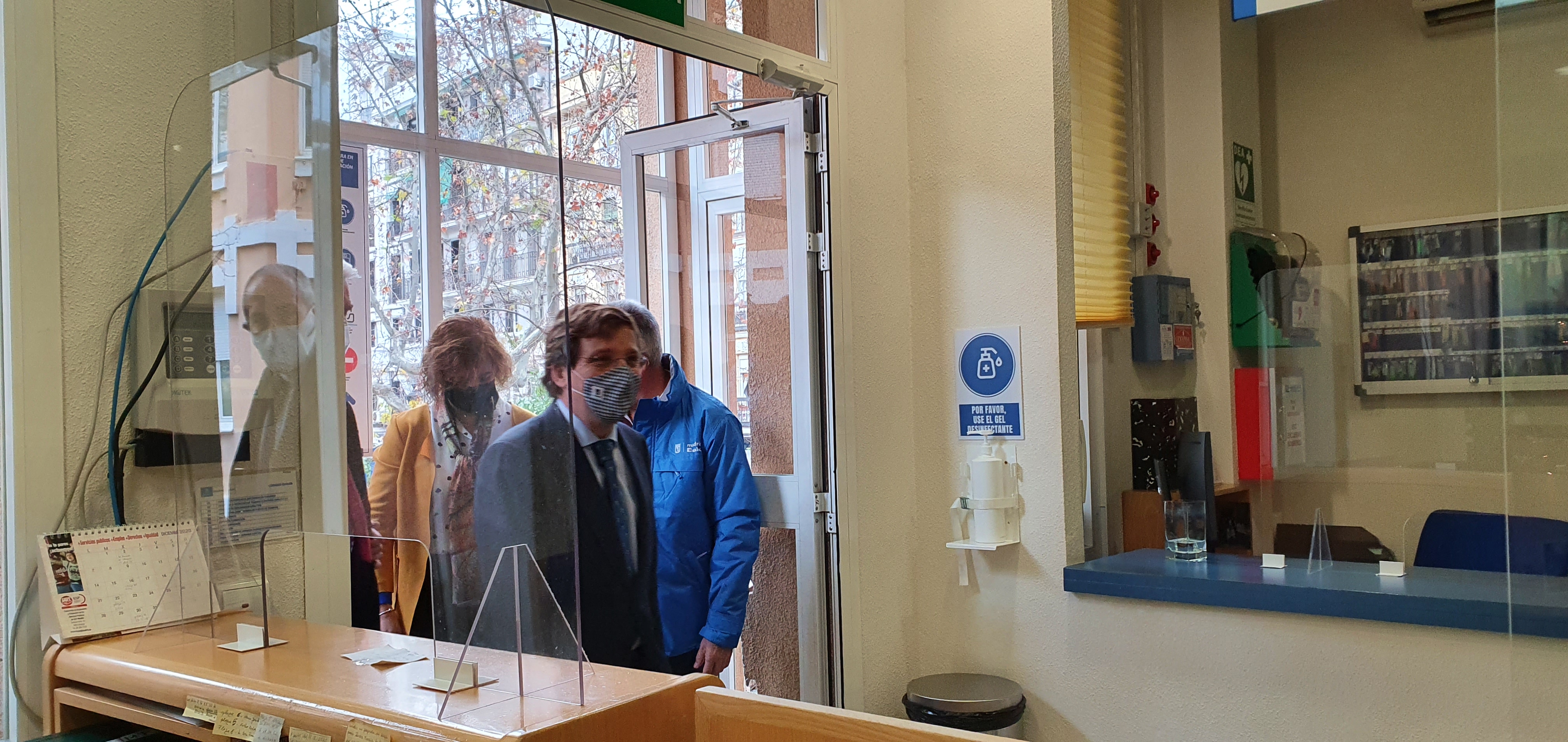 El Alcalde visita el Centro de Prevención del Deterioro Cognitivo de Madrid Salud